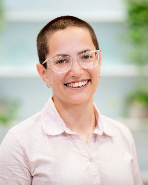 Naomi Curtis Sqaure 1 Naomi Curtis Sqaure 1