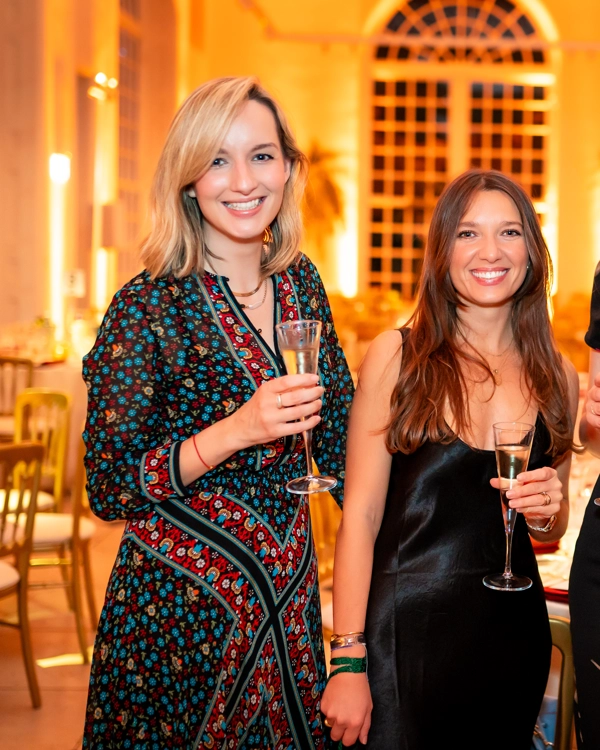 Leah Meg Alice Leah Meg Alice